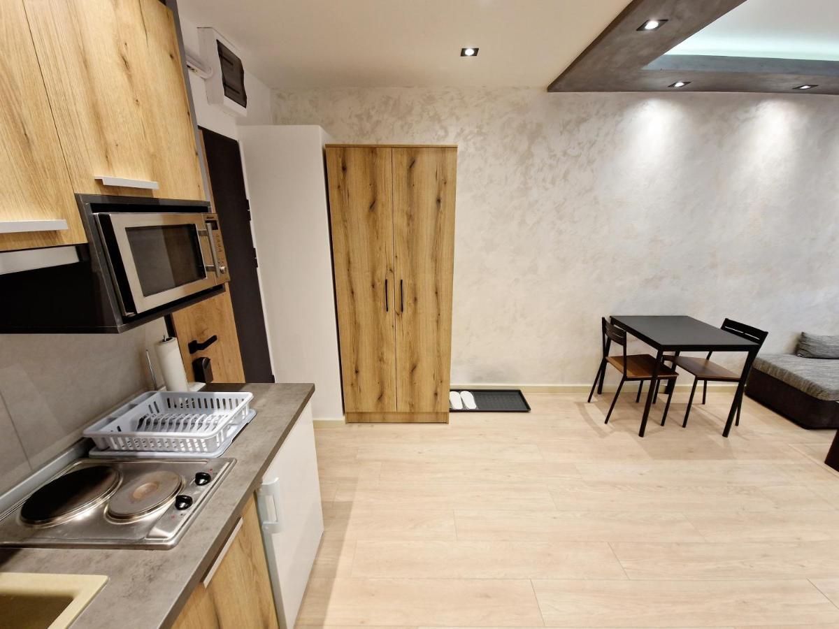 Apartmani Paku Βελιγράδι Εξωτερικό φωτογραφία